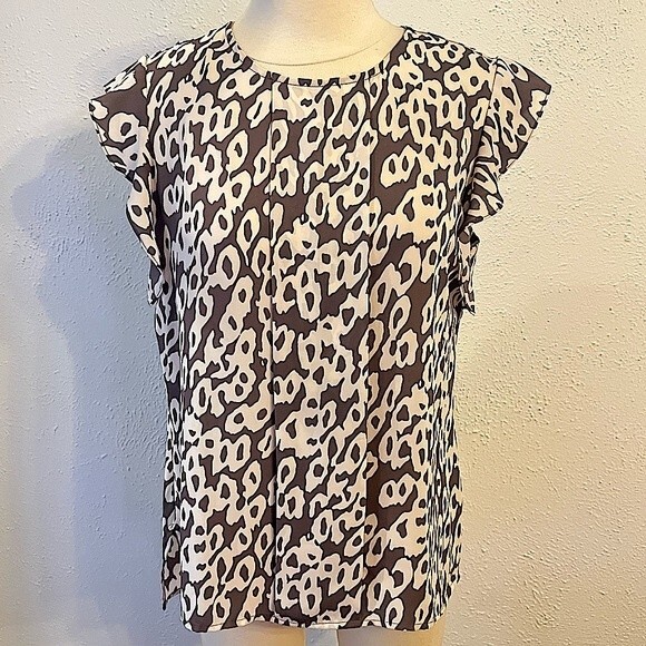 The Limited Cream & Tan Leopard Print Flutter Sleeve Blouse Size Medium - Picture 1 of 8